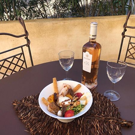 파이앙스 Le Cocon De Provence 아파트 외부 사진
